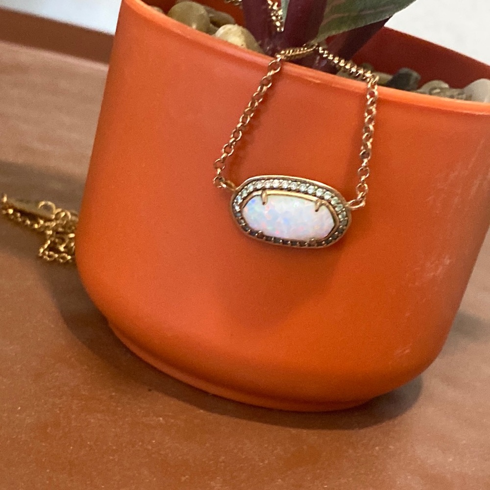ROSE GOLD OPAL KENDRA SCOTT NECKLACE